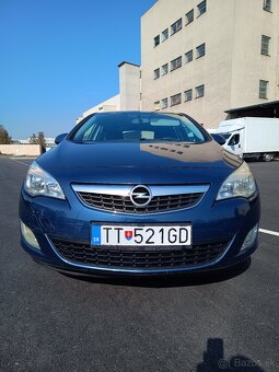 Opel Astra J 1.3 CDTI - 2