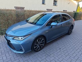 Toyota Corolla Hybrid Executive+VIP len 75 000 km - 2