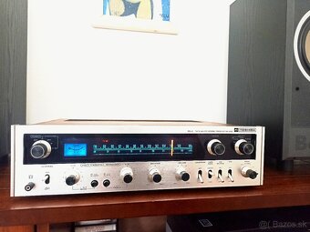 Toshiba SA-500 stereo integrated amplifier/zosilnovac - 2