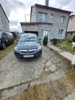 Opel Zafira b 1,9Cdti - 2