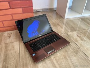 17.3"/Asus/Notebook/i3/8GB RAM/512GB SSD/Intel HD Grafika 2G - 2