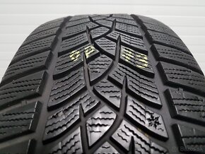 Zimné pneumatiky 215/55 R16 GoodYear - 2