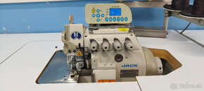 Průmyslový automatický 4 nitný overlock Jack JK-904E - 2