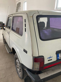 Lada Niva 4x4 - 2