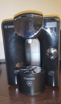 Tassimo kavovar - 2