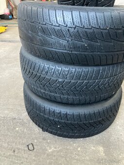 Zimné pneu 205/55R16 viem aj prezuť - 2