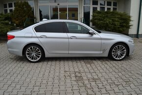 BMW 530 D LUXURY X DRIVE, 11/2017, FULL VÝBAVA, TOP STAV - 2