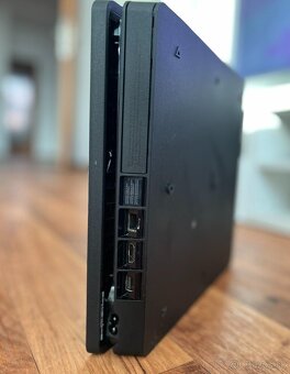 Sony playstation 4 1TB + ovladač - 2