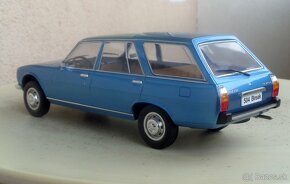 1:18 1976 Peugeot 504 Break - 2