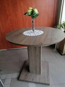 Drevený stôl - 2