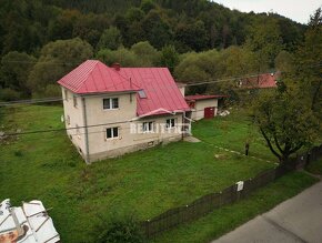 Exkluzívne na predaj rodinný dom s pozemkom 1922 m2, Veľké R - 2