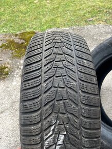 Hankook winter icep evo 3 265/60R18 - 2