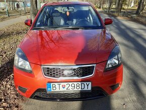 Kia Rio 2011 1.4 benzin 71.3 kW - 2