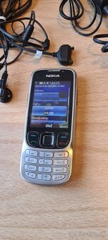 Mobil Nokia 6303 a iné - 2