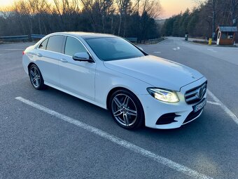 Mercedes benz E class 220D 4 Matic - 2