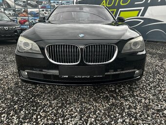 BMW Rad 7 730d - 2