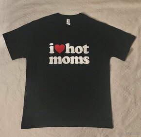 I love hot moms - 2