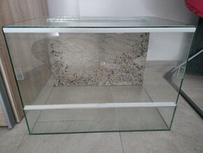 Terarium a svetlá - 2