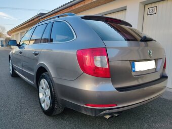 Škoda Superb Combi 1.6 TDI CR Elegance - 2