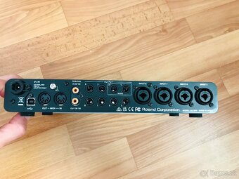 Roland Octa Capture USB Audio Interface / prevodník zvuku - 2