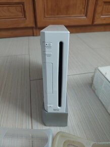 Nintendo Wii - 2