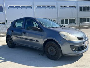 Predám RENAULT CLIO 1,2 54kw 2007 - 2