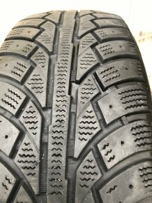 215/70R16 - 2