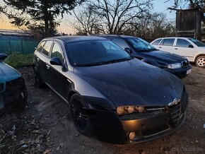 Alfa romeo 159 1,9,110kw - 2