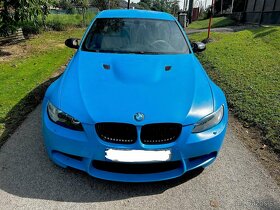 Rozpredám BMW E90 330i prerobené na M3 - 2