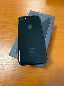 Predám iphone 8 64gb Space gray - 2