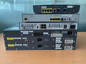 Cisco switche + routre - 2