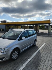 Volkswagen Touran 1.9 TDI - 2