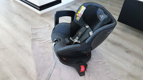 Britax-Römer Dualfix i-Size - od 0 do 4 rokov - 2