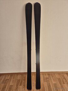 Predám skialp lyže Fischer 170cm s pásmi - 2