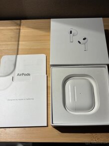 Airpods 3 - 2