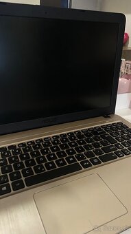 Asus VivoBook 15 - 2