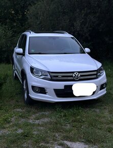 VW Tiguan R-Line 4Motion —130kw— - - 2
