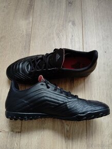 Turfy Adidas Predator - 2