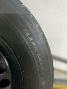 Zimné pneu. 215/65 r17 - 2