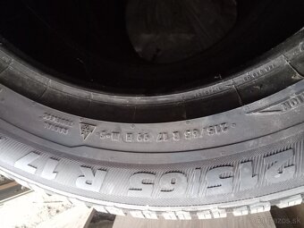 215/65 R17 zimné pneumatiky semperit - 2