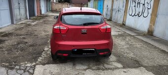 Kia rio - 2