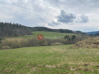 Na predaj pozemok v mestskej časti Srňacie, 7000m2 - 2