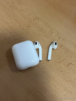 Apple airpods - 2