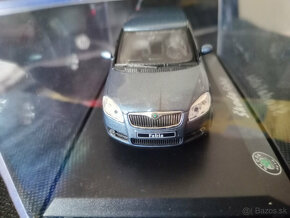 1/43  Skoda fabia 2 - 2