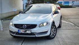 Volvo S60 Cross Country D4, 2015, ťažné... - 2