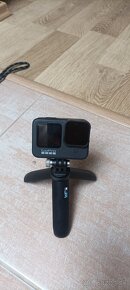 GoPro 9 Black + Príšlušenstvo + 3m selfie tyč + trojnožka+ f - 2