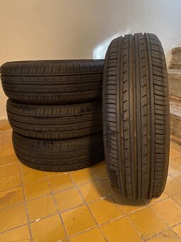 Predám pneumatiky 175/65 R 15 84 H - 2