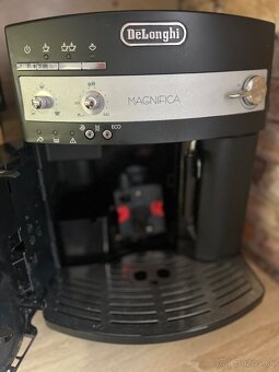 DeLonghi Magnafica ESAM3000 - 2