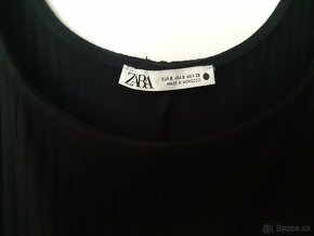Zara rebrované čierne midi šaty - 2