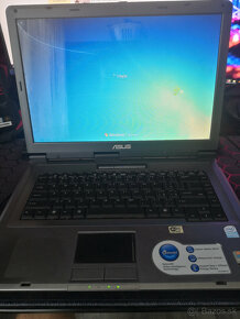 ASUS X51L-AP039A - 2